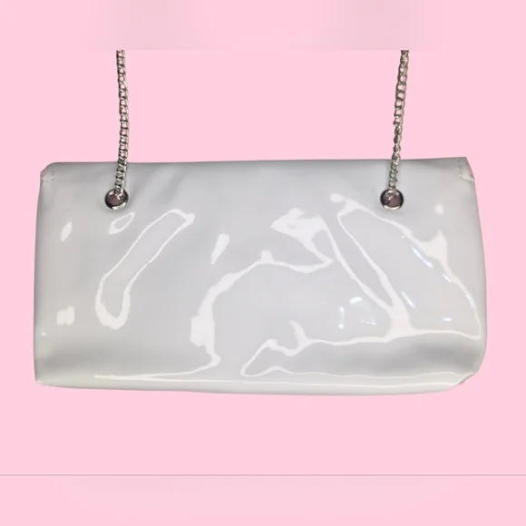 Chanel Patent Leather Crossbody - White/Pink - VIP - Picture 4 of 8